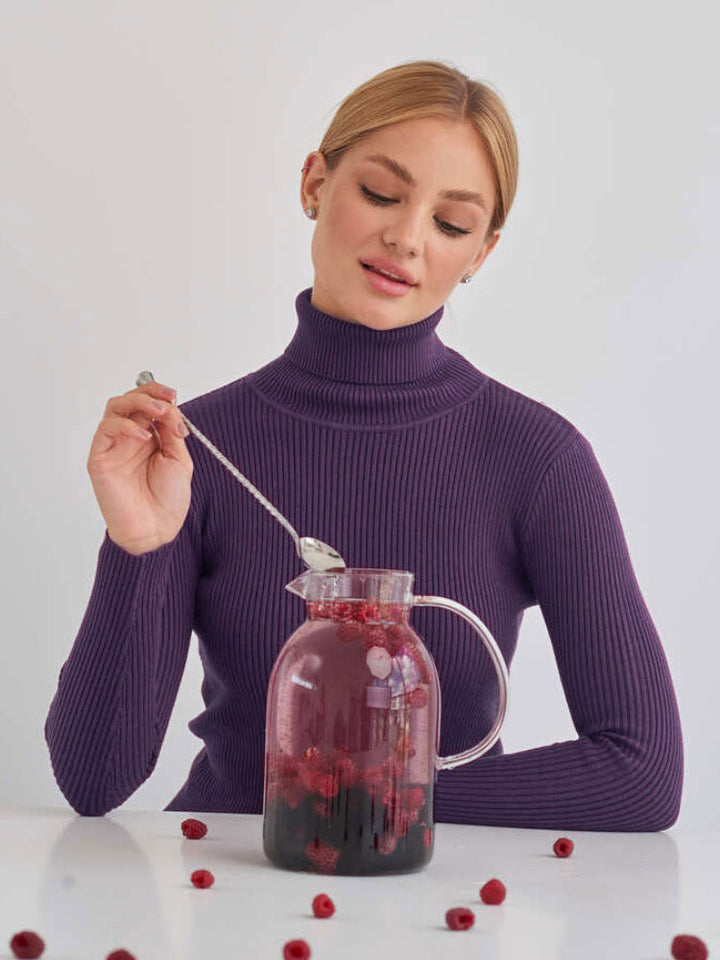 Sylvia | Winter-Ready Women's Classic Turtleneck Sweater