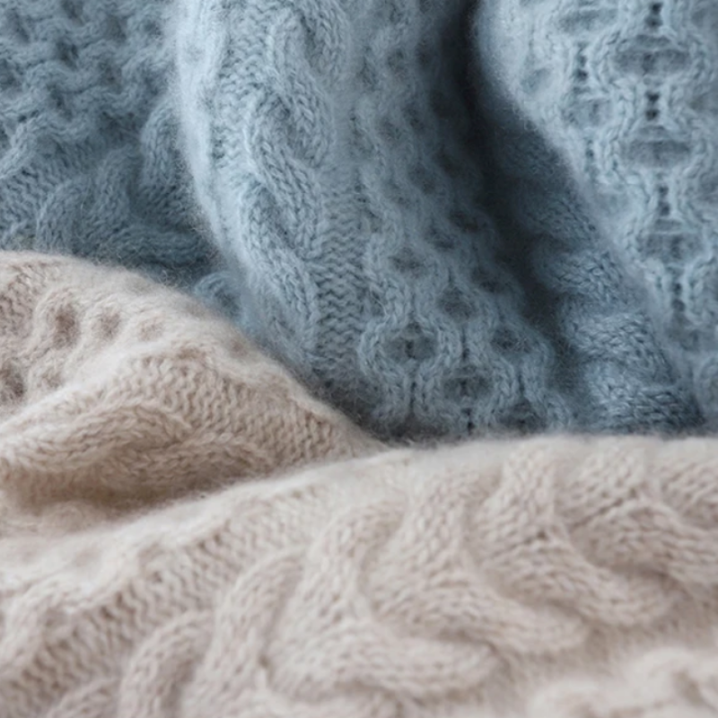 Phoebe | Cozy Women's Turtleneck Sweater for Winter