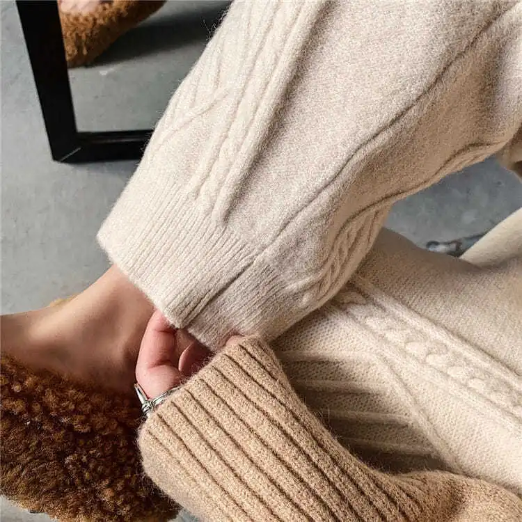 Phoebe | Women's Cozy Joggers for Comfort