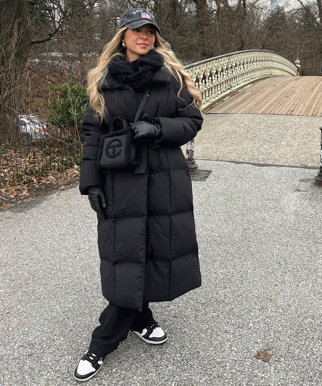 Lucy | Women's Oversized Black Winter Jacket