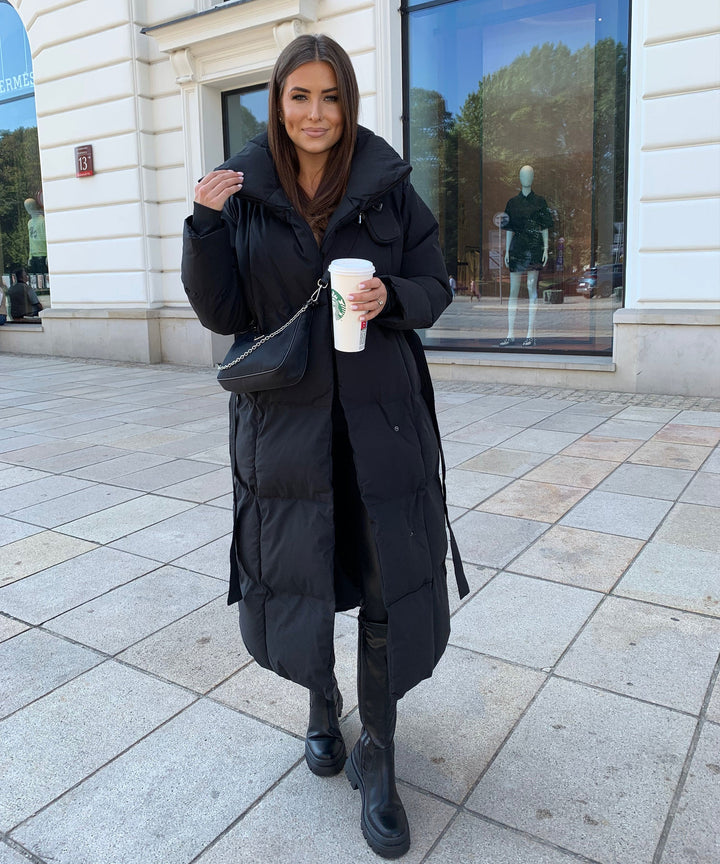 Lucy | Women's Oversized Black Winter Jacket