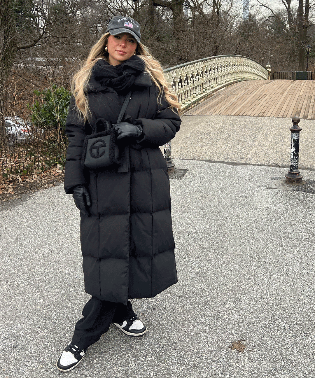 Lucy | Women's Oversized Black Winter Jacket