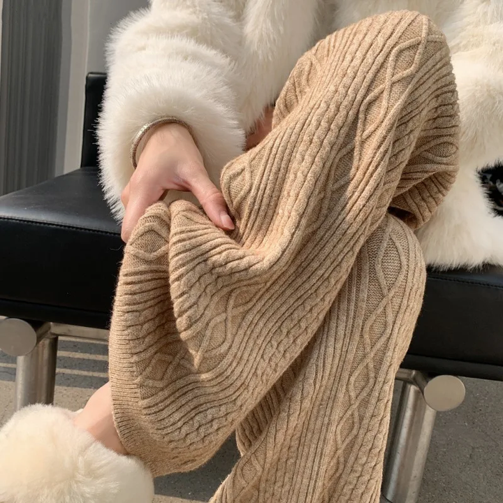 Phoebe | Women's Cozy Joggers for Comfort