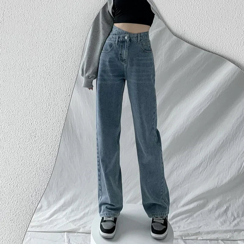 Iris | Women's Stylish High-Waisted Mom Jeans