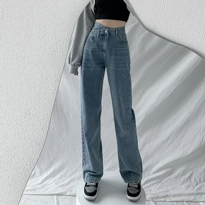 Iris | Women's Stylish High-Waisted Mom Jeans