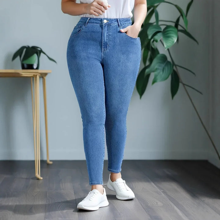 Phoebe | Women's Slim Fit Mom Jeans