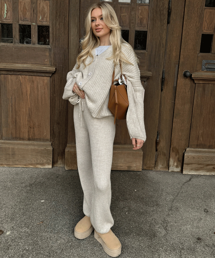 Grace | Women's Beige Set Collection