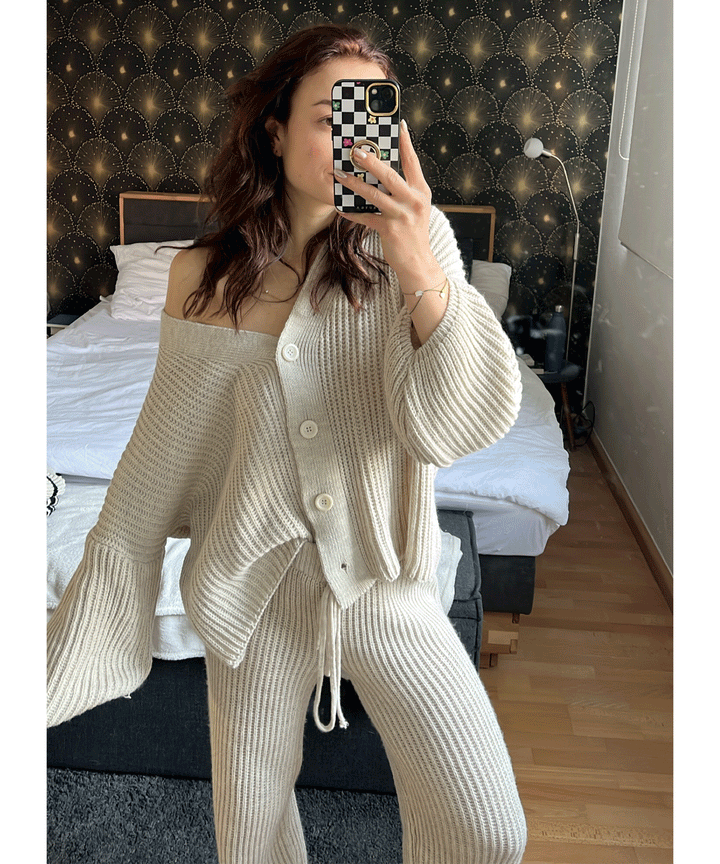 Grace | Women's Beige Set Collection