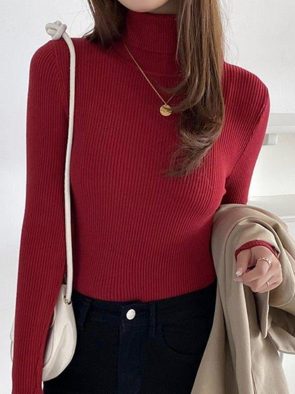 Violet | Winter-Ready Cashmere Turtleneck Sweater