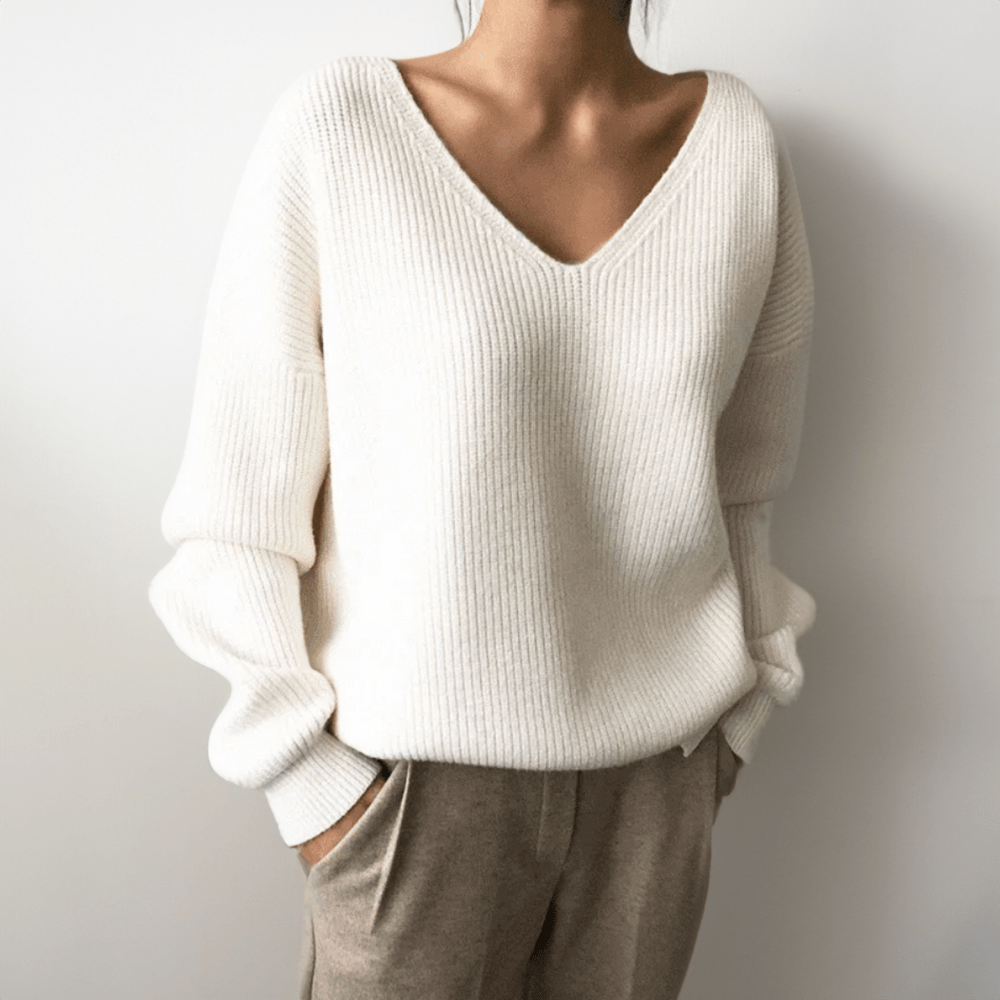 Poppy | Cozy V-Neck Knit Sweater for Winter