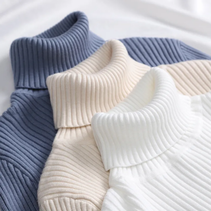 Violet | Winter-Ready Cashmere Turtleneck Sweater